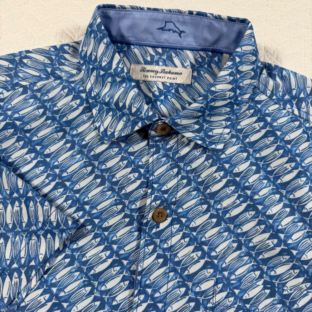 Tommy Bahama Coconut Point Shirt Mens Medium Blue Fish Print Coolmax NWOT